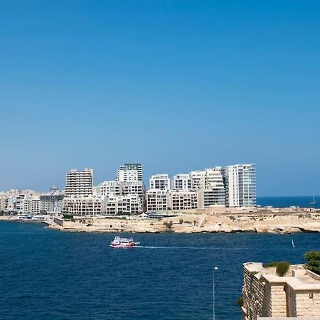 Vallettastay - Harbor View Gem -Sea View 2 Bed Apt Екстер'єр фото